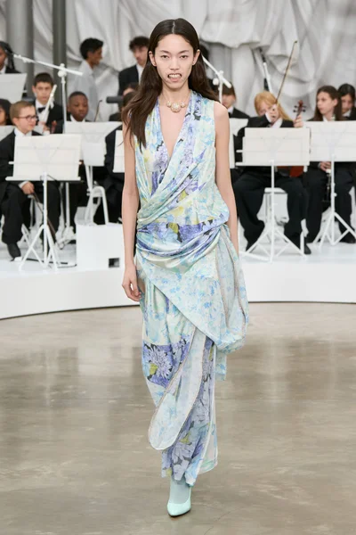 Look 40